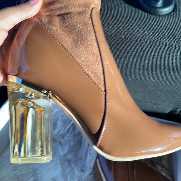 Cape Robbin 3-4inch brown heel boots - Picture 2 of 4